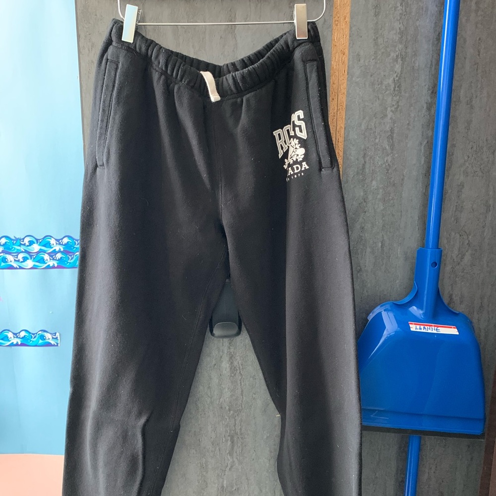 Black roots joggers size Medium